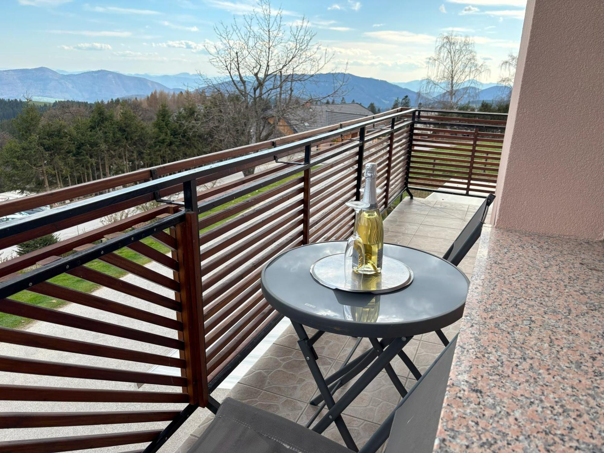 Apartment Panorama Zreče Kültér fotó